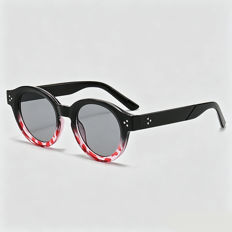 Rivet Decorated Retro Oval Sunglasses