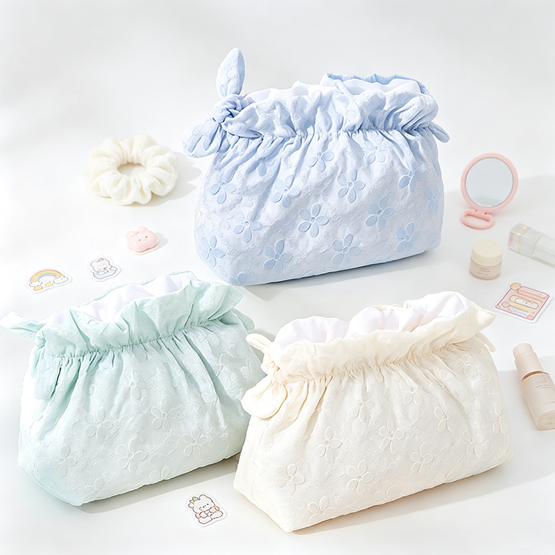 Textured Cat Cosmetic Pouch
