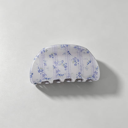Gentle Milk Mist Claw Clip
