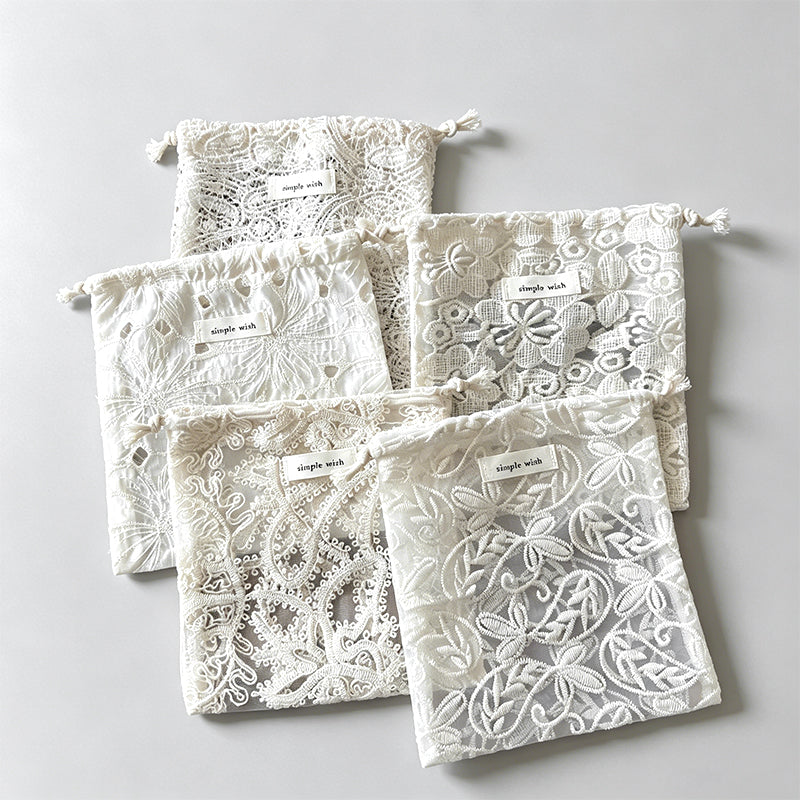 Retro-style Cotton Lace Embroidery Drawstring Storage Pouch
