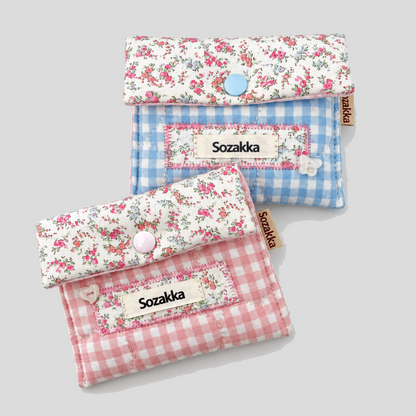 Grid Floral Print Card Storage Pouch