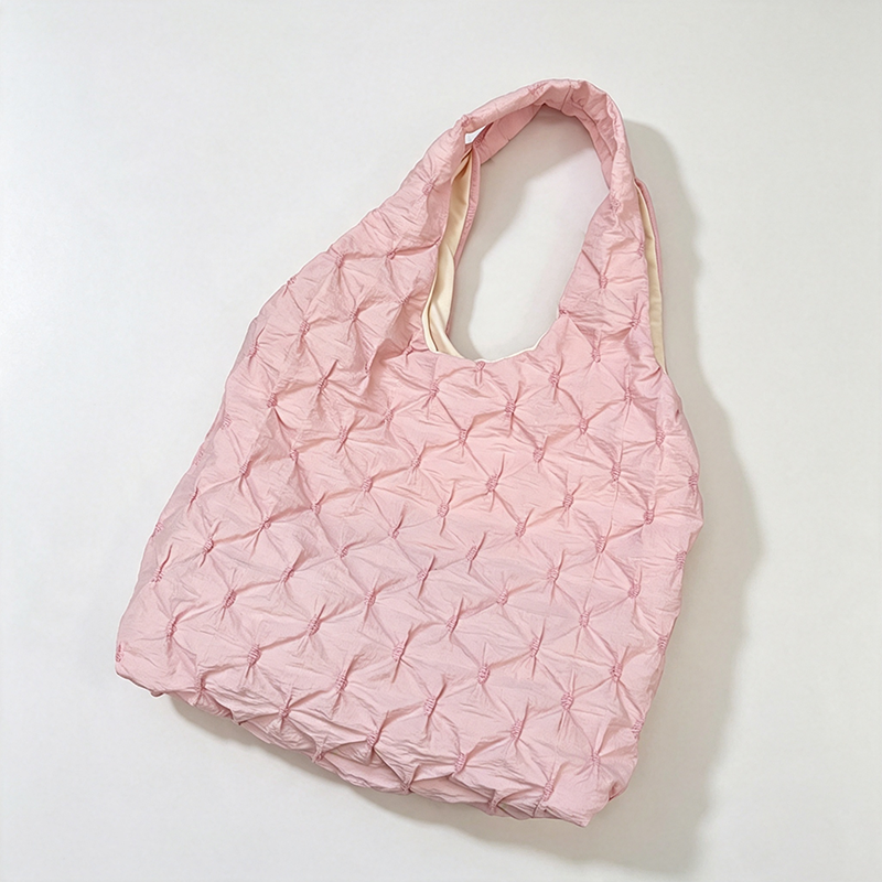 Petal Quilt Shoulder Bag