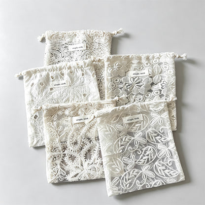 Retro-style Cotton Storage Pouch