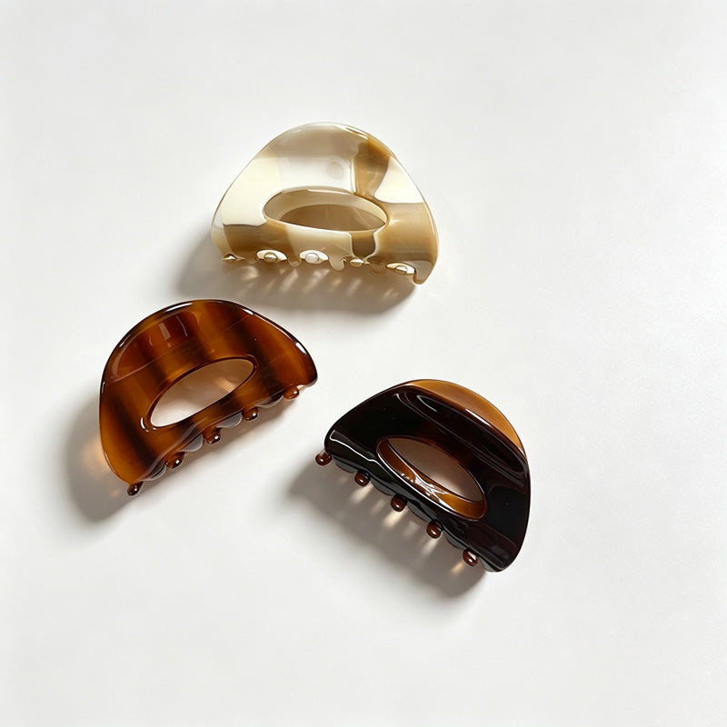 Hollow Streak Shark Hair Claw