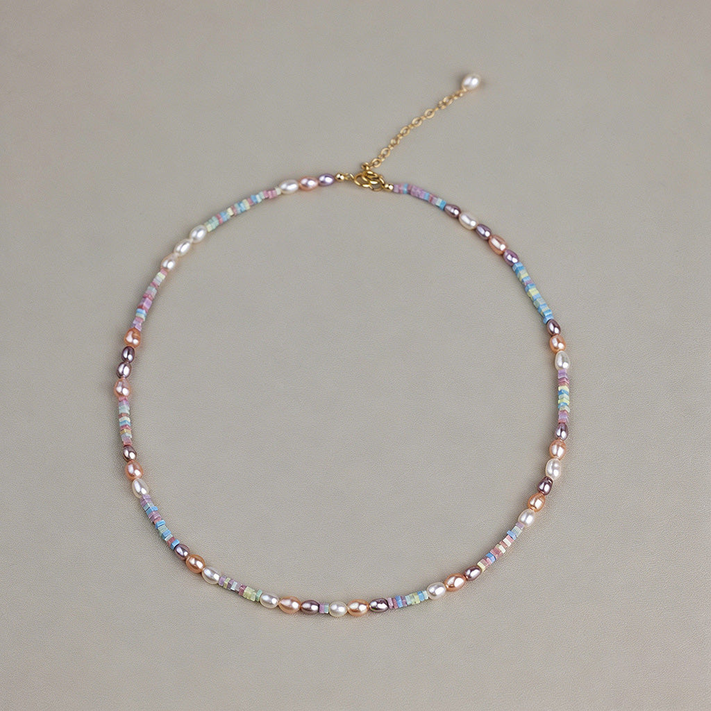 Dainty Mixed Color Pearl & Iri - Shopdayla Wholesale - #8258