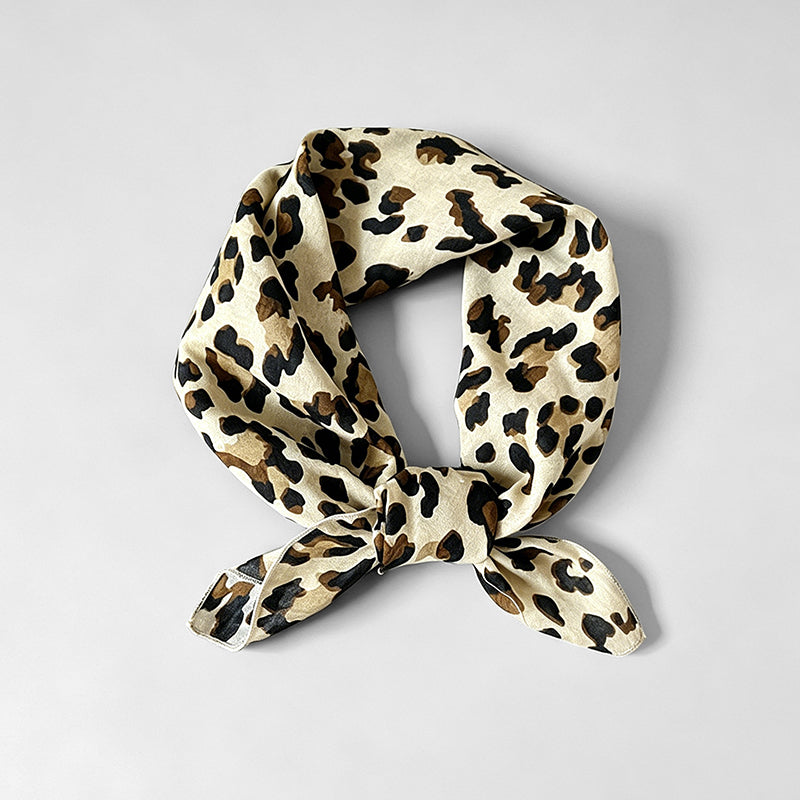 Simple Leopard Print Square Sc - Shopdayla Wholesale - #1826