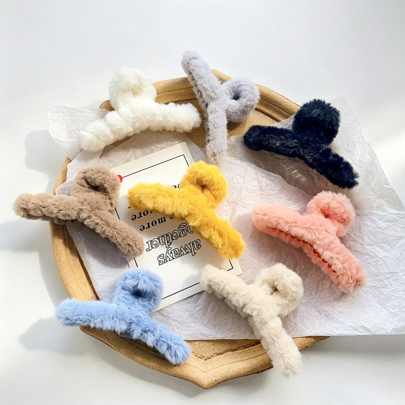 Fuzzy Bow Claw Clip