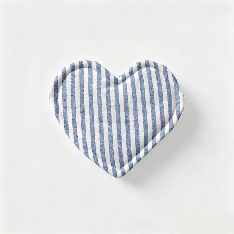Lightweight Cotton Fabric Heart-Shaped Coaster