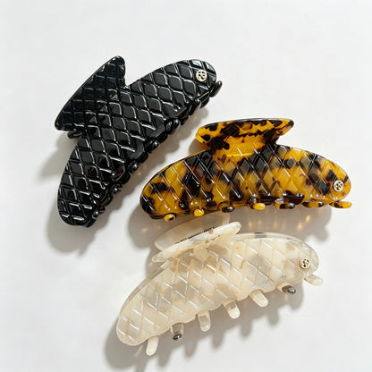Diamond Embossed Marbled Hair Claw