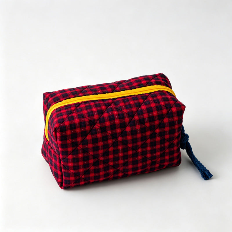 Quilted Grid Pattern Cosmetic Pouch