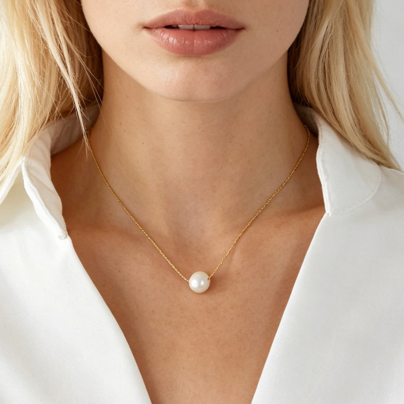 Minimalist Freshwater Pearl Pendant Necklace