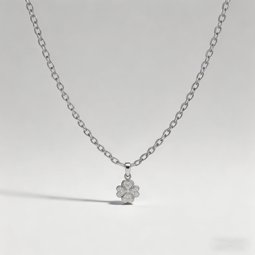 Crystal Clover Charm Paperclip - Shopdayla Wholesale - #7586
