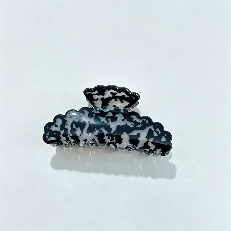 Marble Leaf Claw Clip