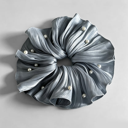Pearl Scrunchie