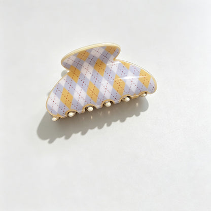 Argyle Diamond Print Hair Claw