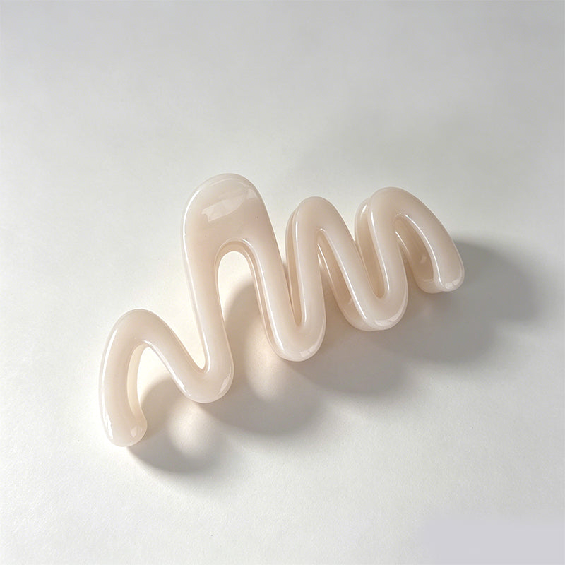 Large Wave Pattern Shark Claw - Shopdayla Wholesale - #1346