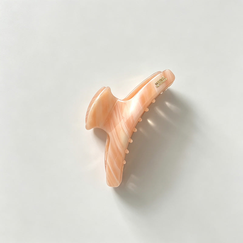 Metal Tag Marbled Texture Hair Claw