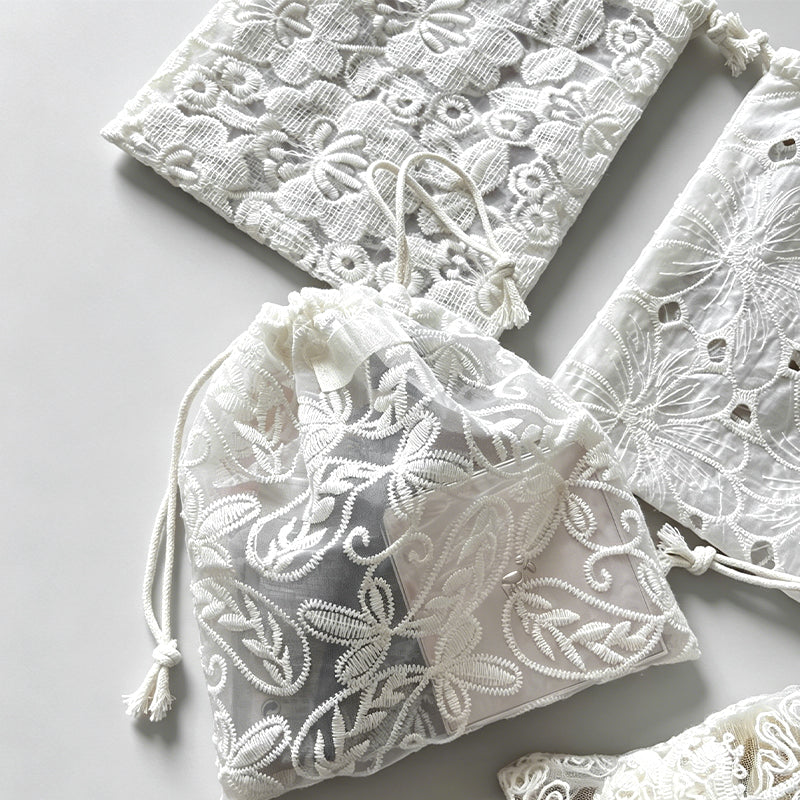 Retro-style Cotton Lace Embroidery Drawstring Storage Pouch