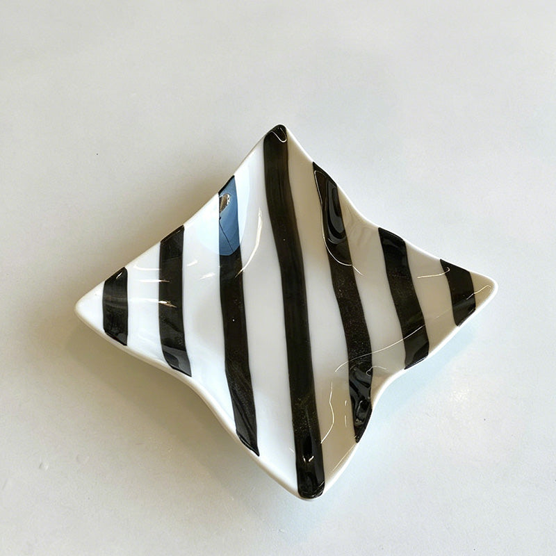 Irregular Wave Ceramic Plate w - Shopdayla Wholesale - #5490