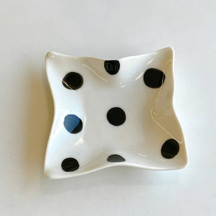 Irregular Wave Ceramic Plate with Polka Stripes