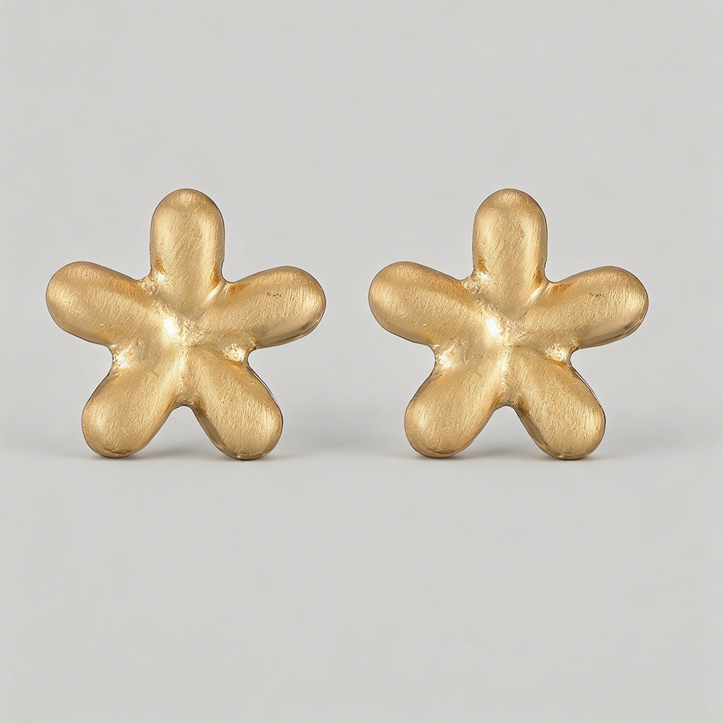Matte Gold Plumeria Stud Earri - Shopdayla Wholesale - #9522