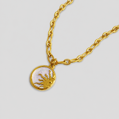 Round Shell Necklace