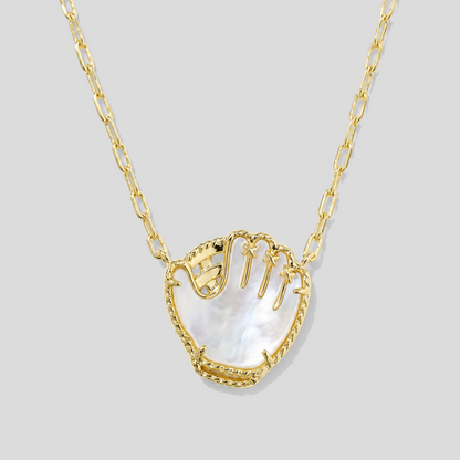 Shell Pendant Necklace